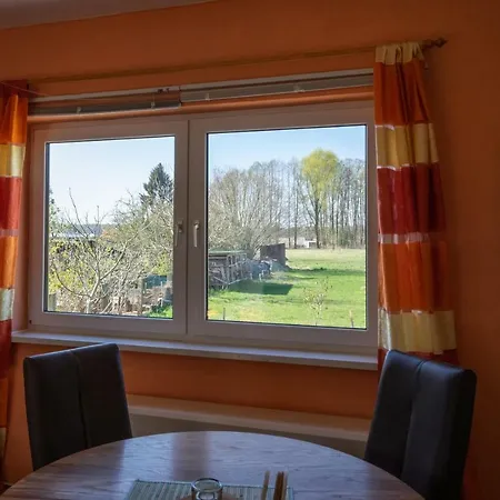 Sonnenblume Himmelpfort Apartment Pian